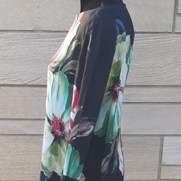 NWT Kare Kane Floral Top Very Pretty! Size M - Picture 5 of 5